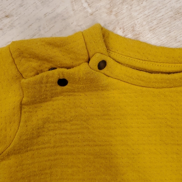 Imps&Elfs golden yellow sweater - Picture 2 of 4